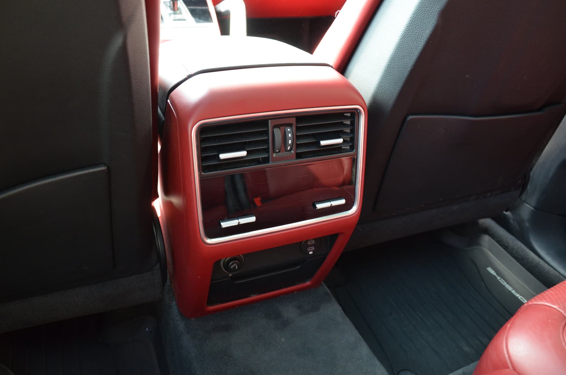 2023 Porsche Cayenne Coupe AWD