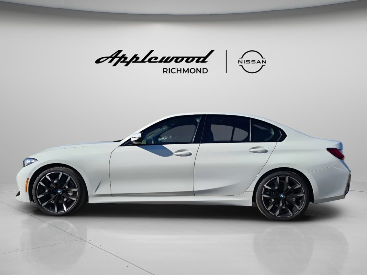 2025 BMW 330i xDrive