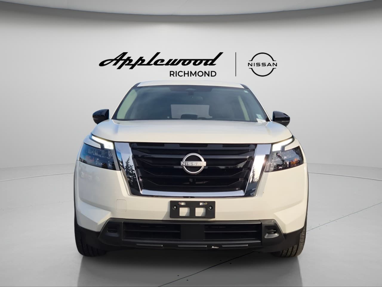 2024 Nissan Pathfinder S