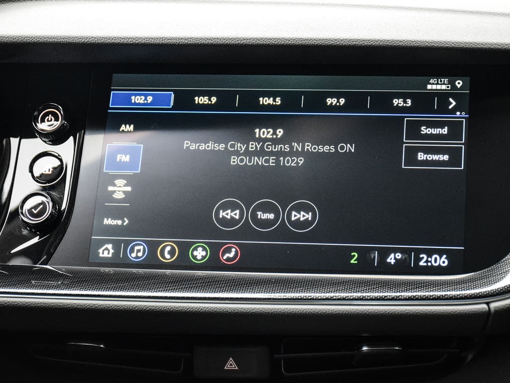 2023 Buick Envision Essence AWD