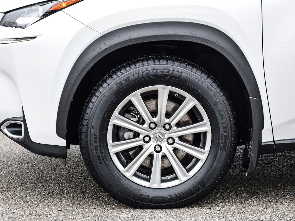 2017 Lexus NX 200t 