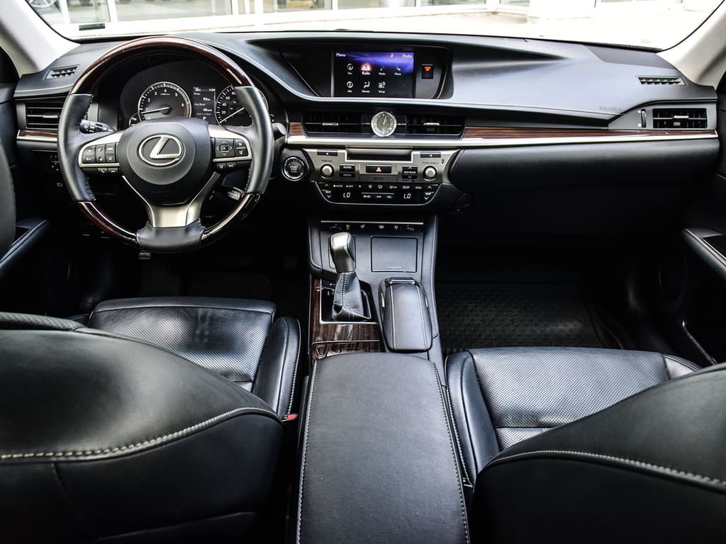 2017 Lexus ES 350 EXECUTIVE PACKAGE