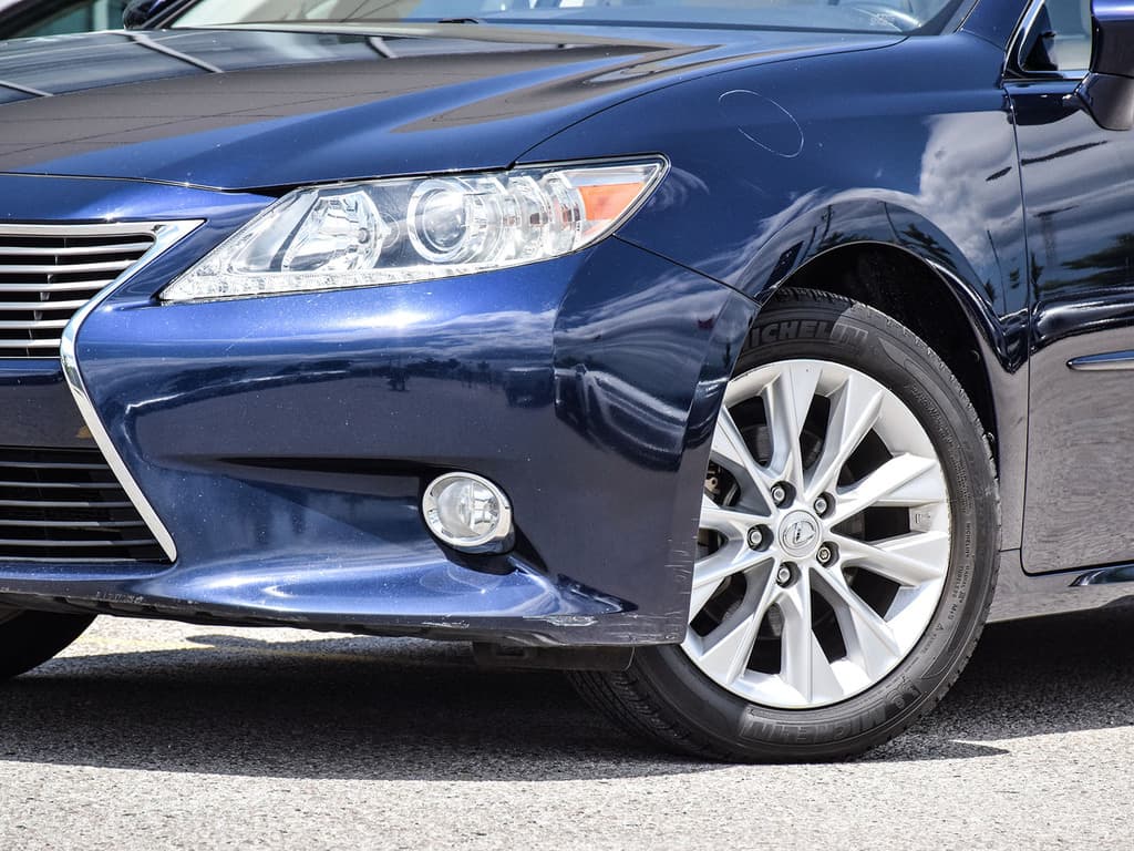2014 Lexus ES 300h 