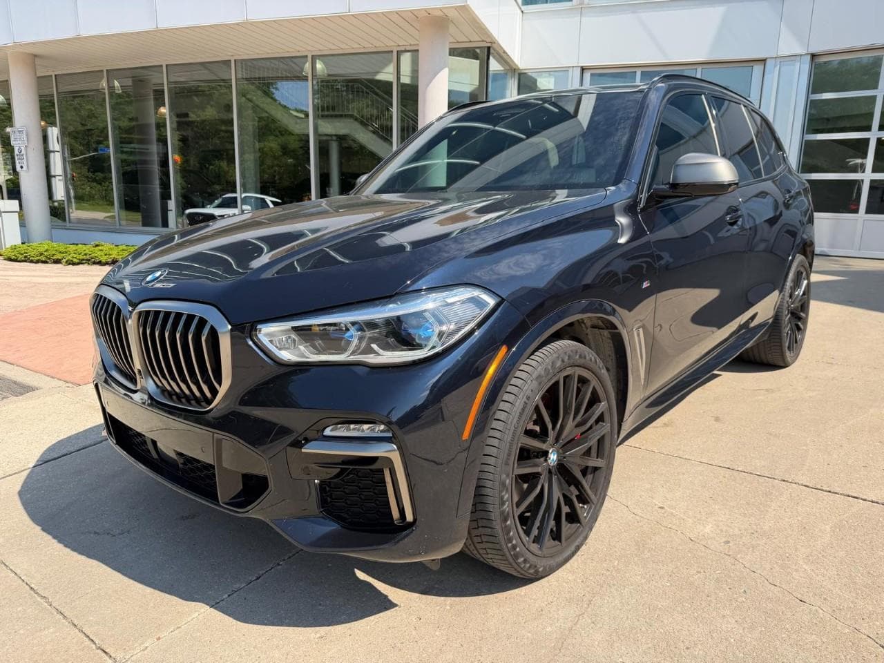 2021 BMW X5 M50i