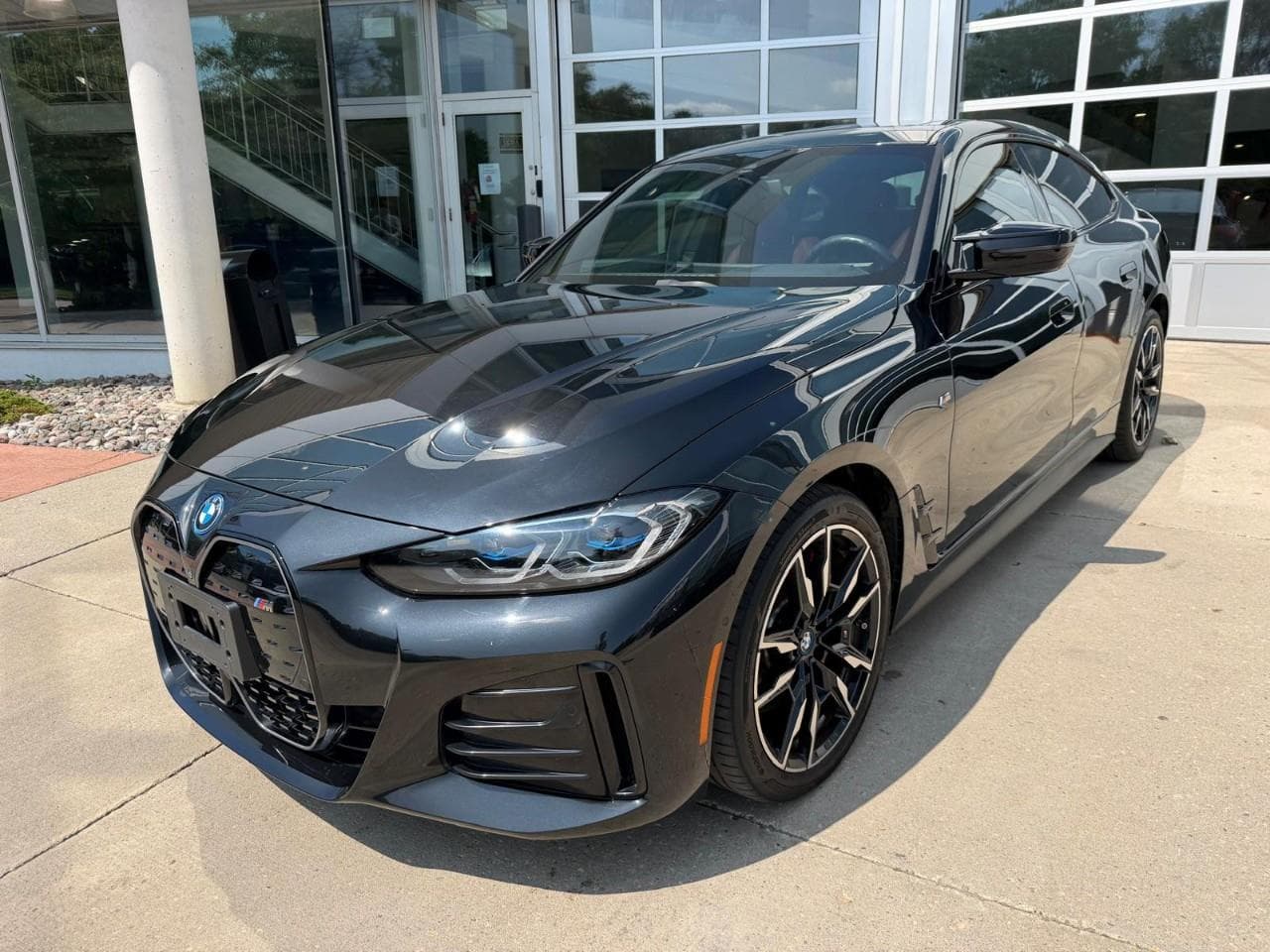 2022 BMW i4 M50