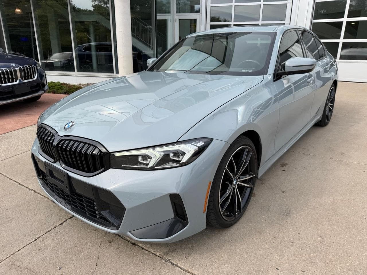 2023 BMW 330i xDrive