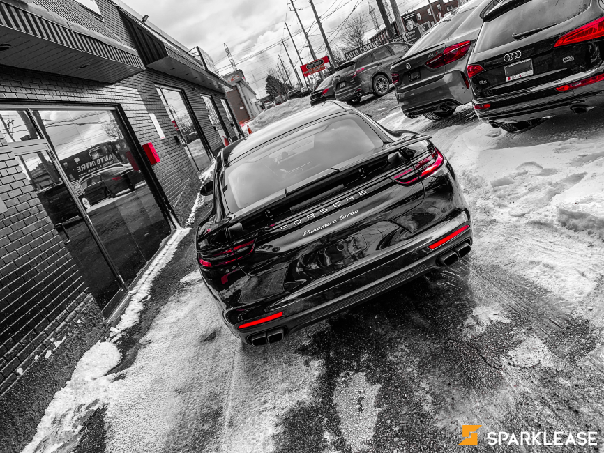 2018 Porsche Panamera Turbo