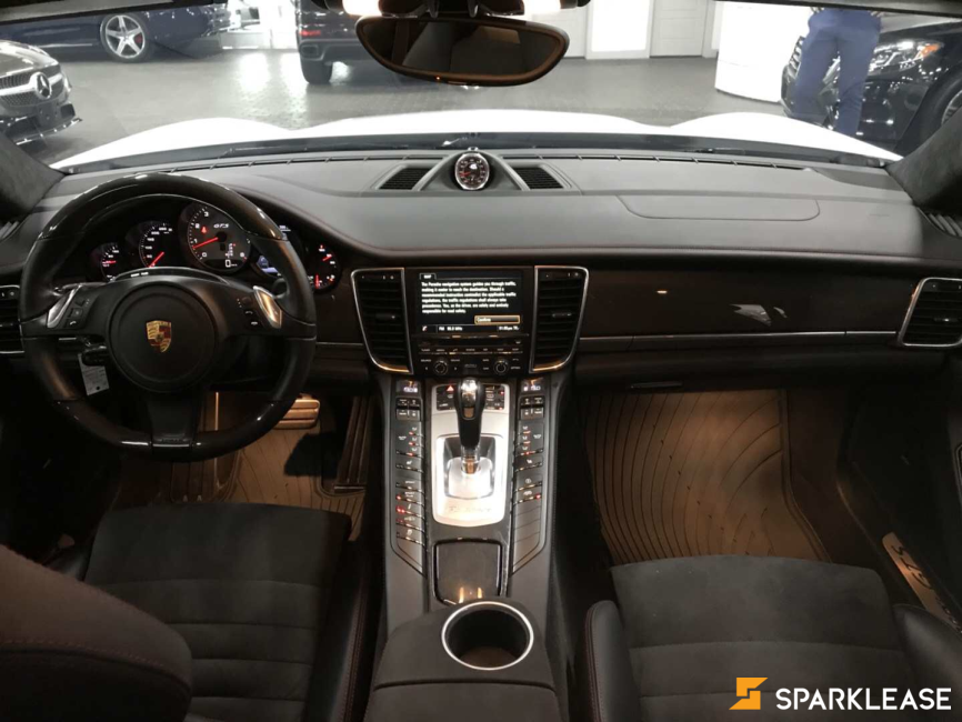 2016 Porsche Panamera GTS
