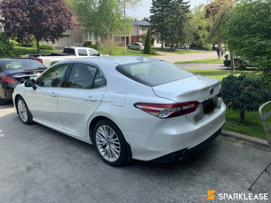 2018 Toyota Camry XLE Hybrid