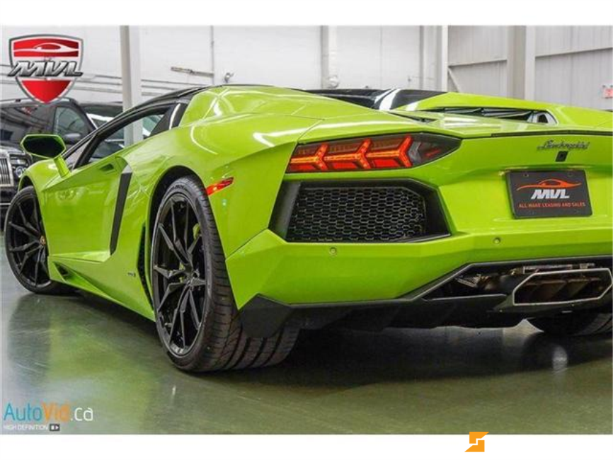 2017 Lamborghini Aventador Roadster