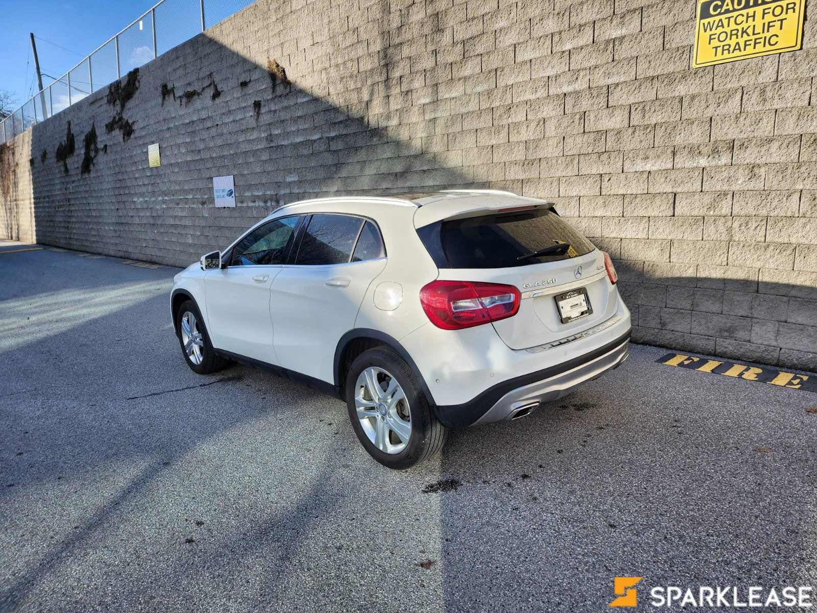 2017 Mercedes-Benz GLA 4MATIC 4dr GLA 250