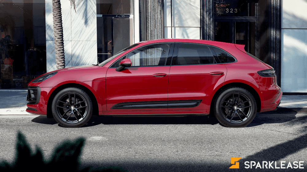 2023 Porsche Macan T ( October Arrival)