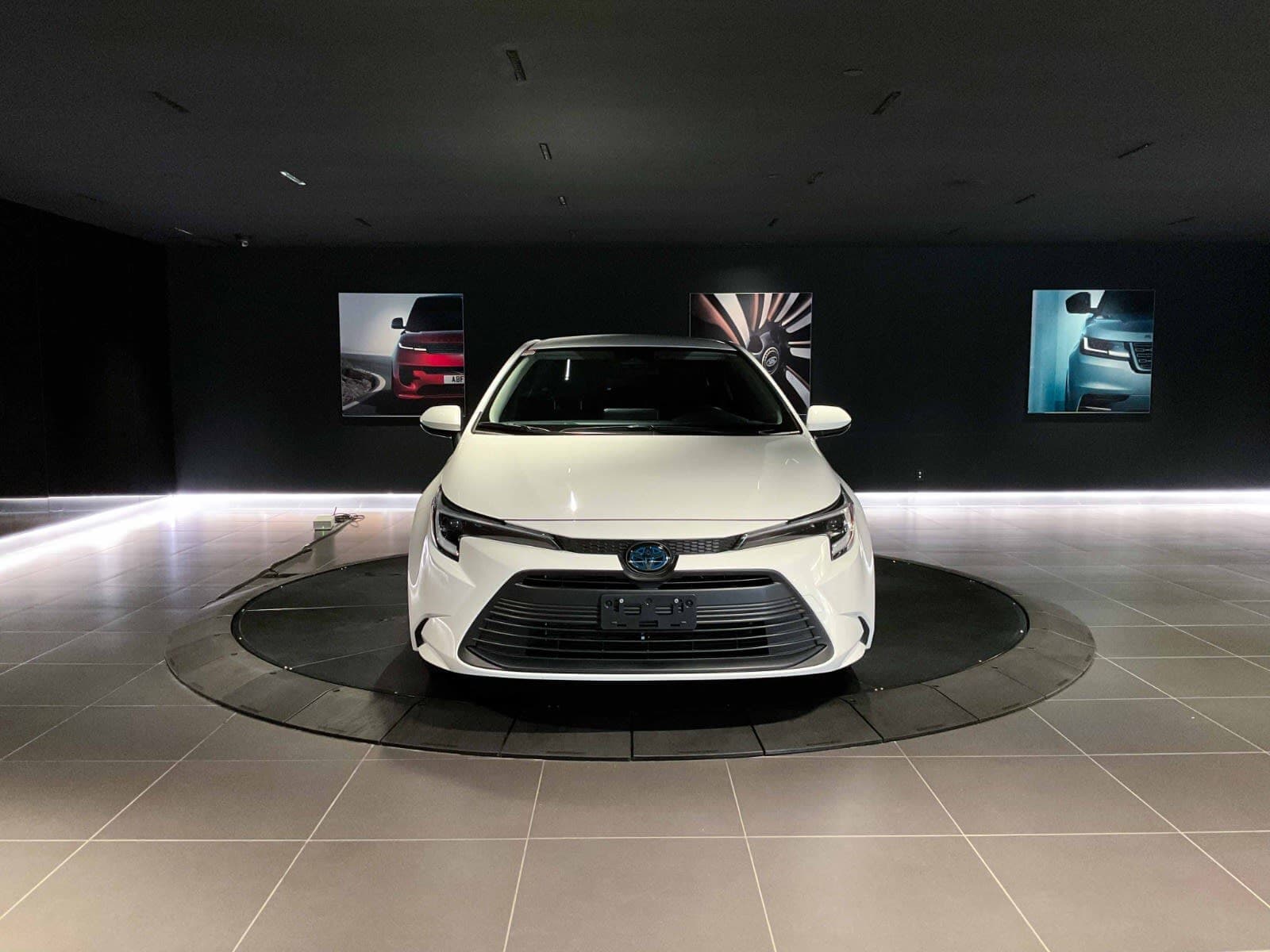 2024 Toyota Corolla Hybrid LE