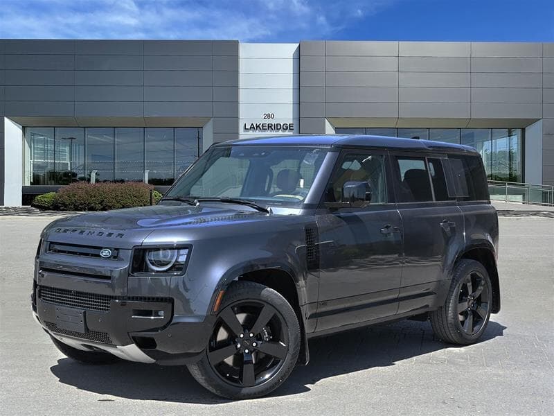 2026 Land Rover Defender OKTA V8
