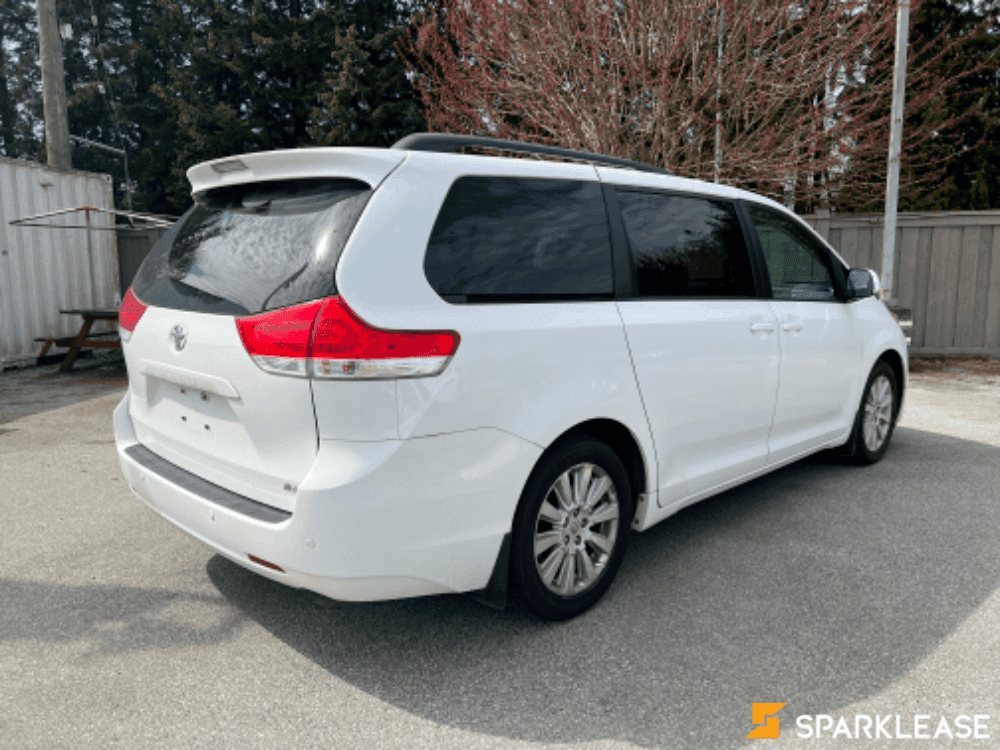 2014 Toyota Sienna 