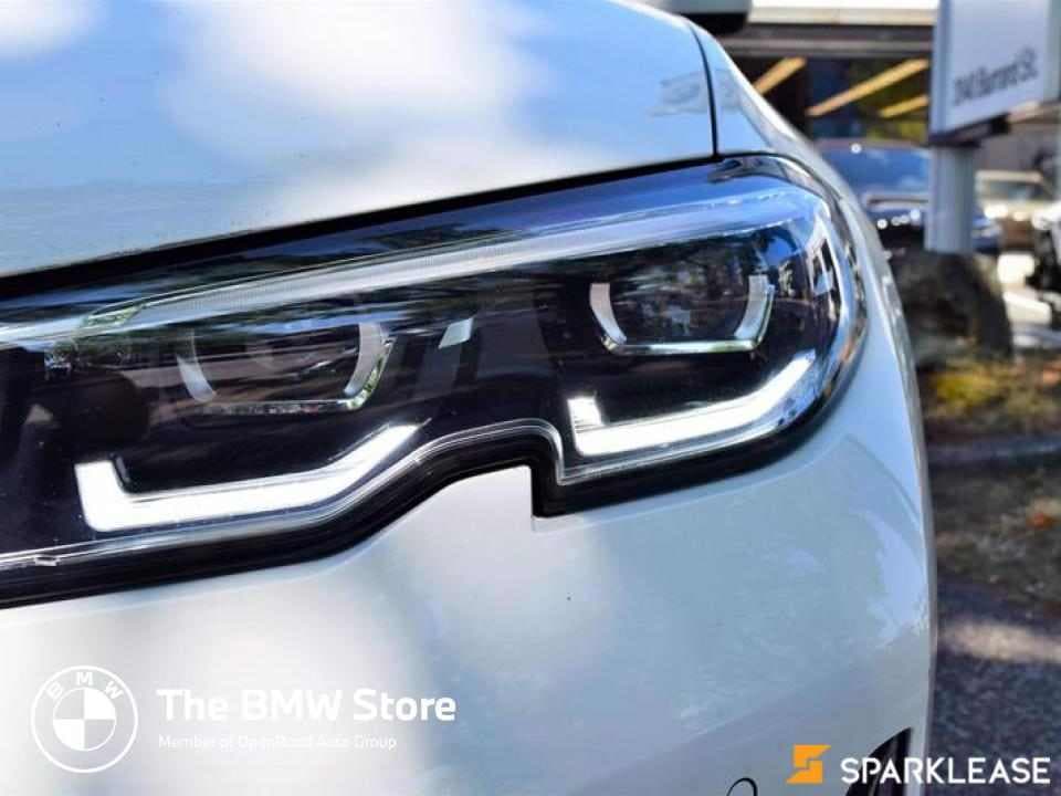 2022 BMW 3 Series 330i xDrive Sedan North America