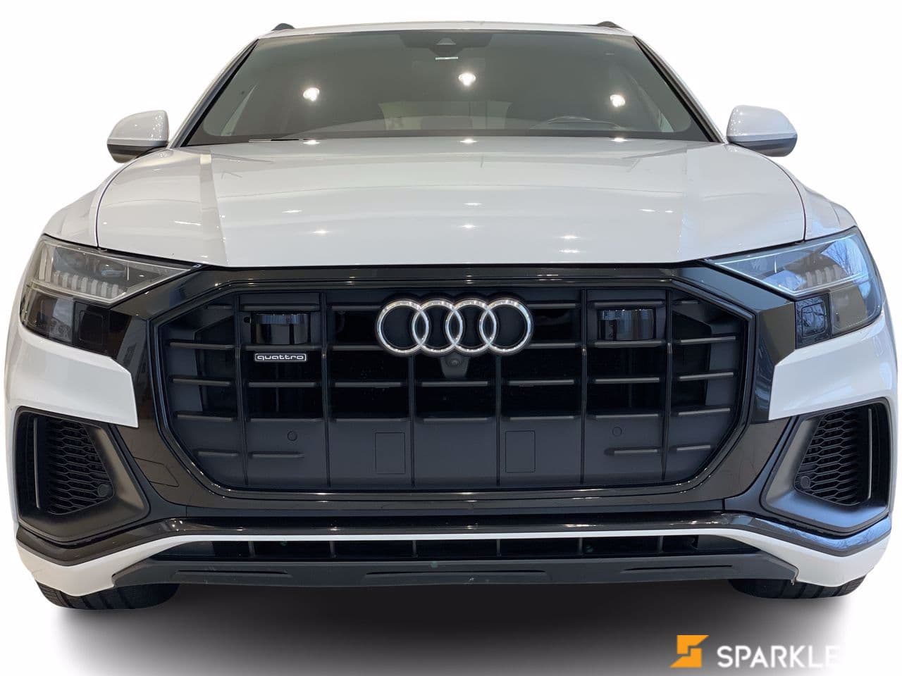 2019 Audi  Q8  Technik 55 TFSI quattro 