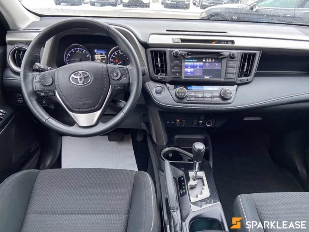 2018 Toyota RAV4 AWD XLE