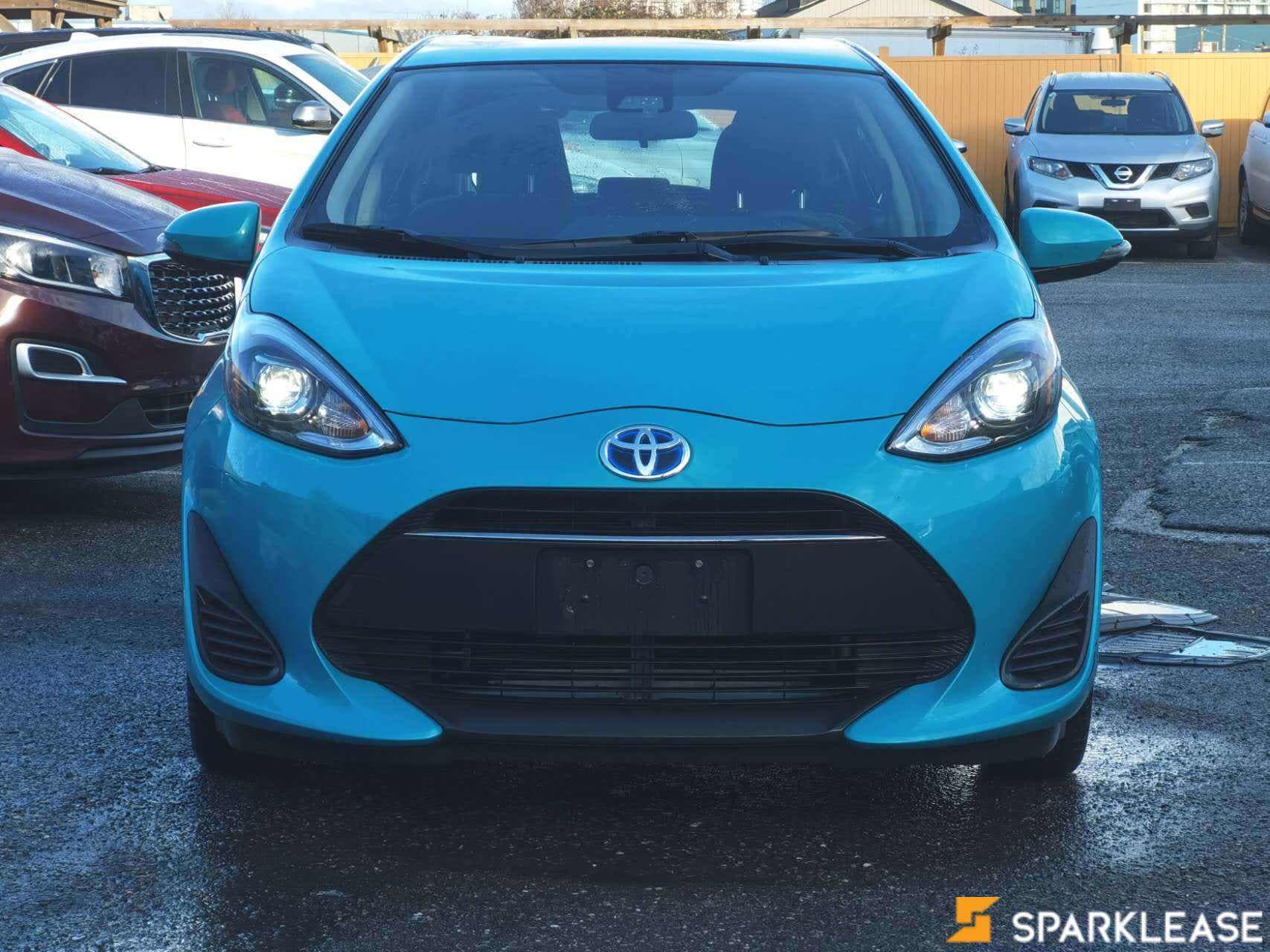 2019 Toyota Prius c Technology Auto