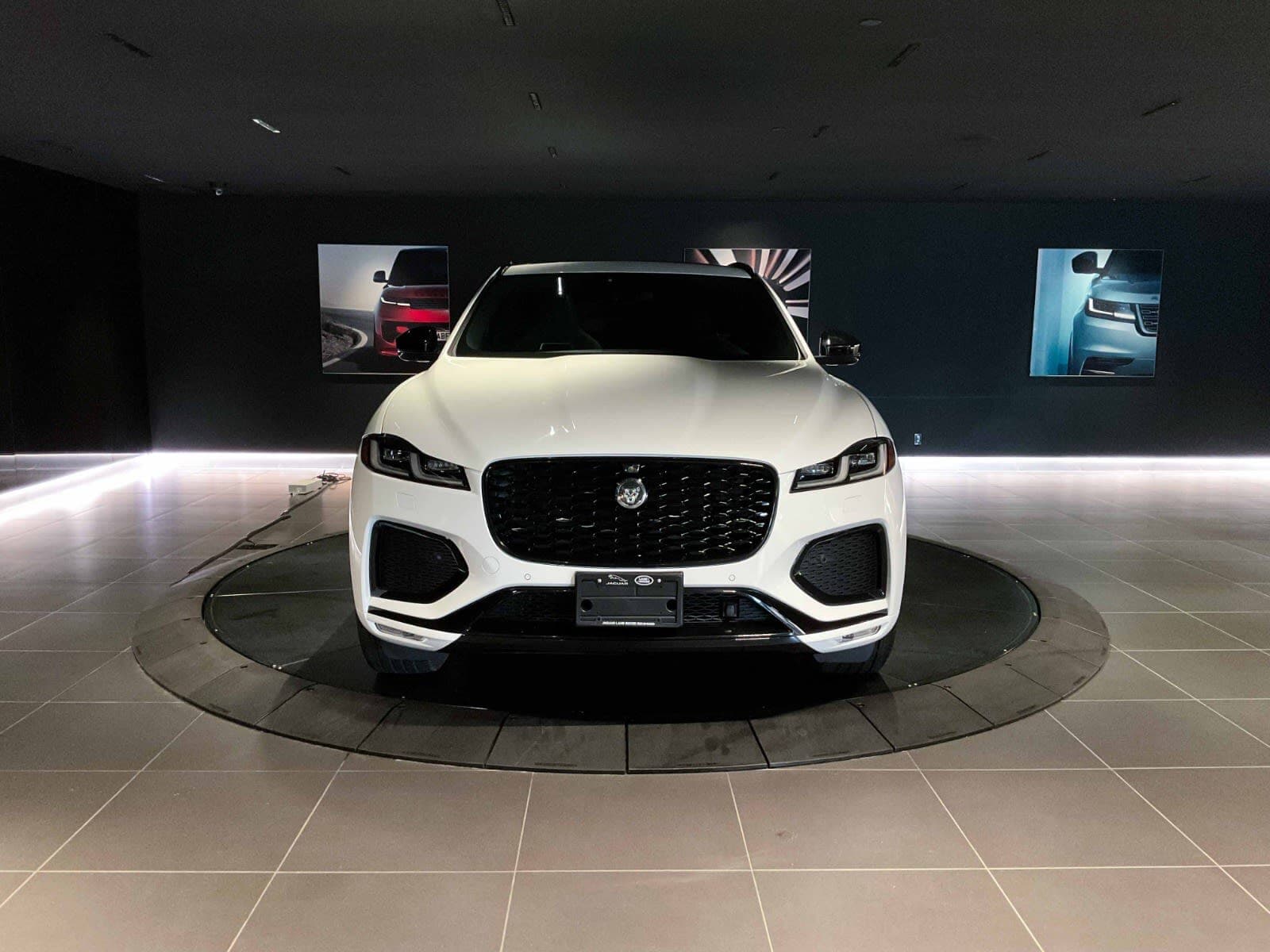 2026 Jaguar F-PACE P250 R-Dynamic S