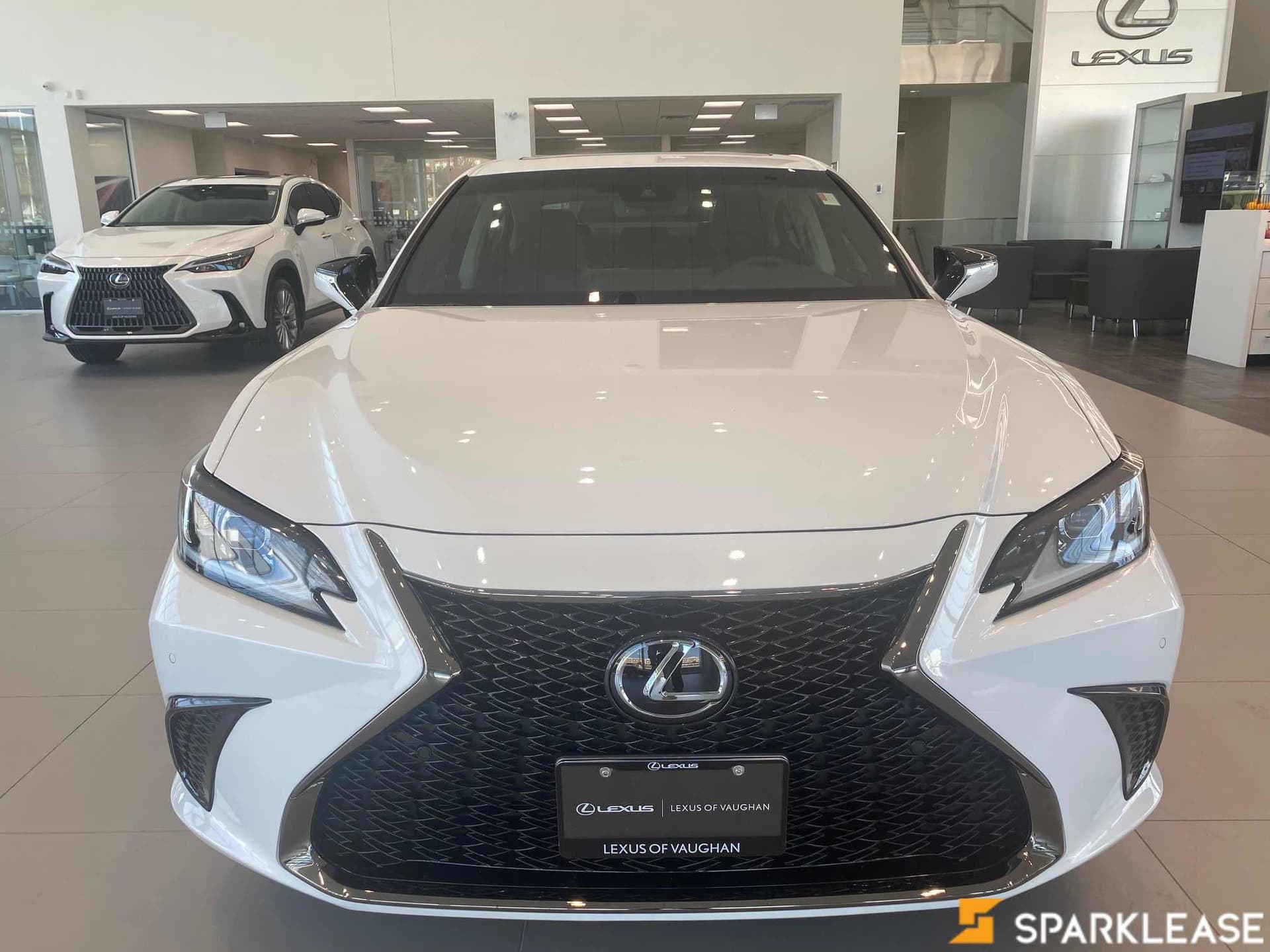 2023 Lexus ES300h Sport design 