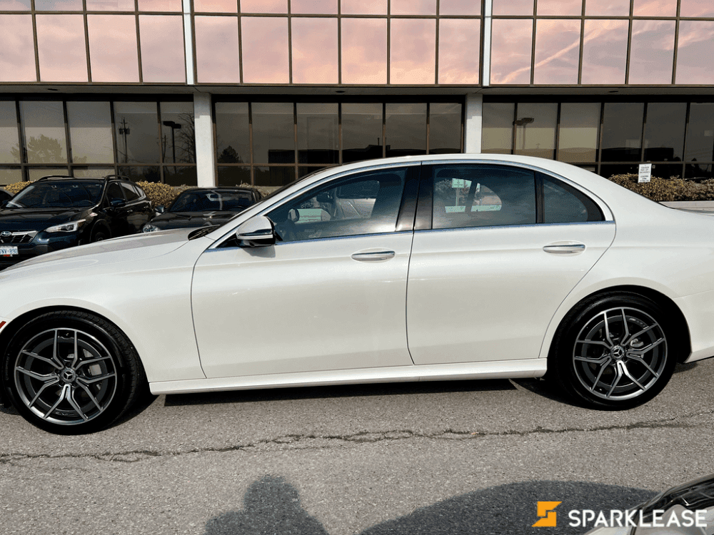 2022 Mercedes-Benz E350-Class 