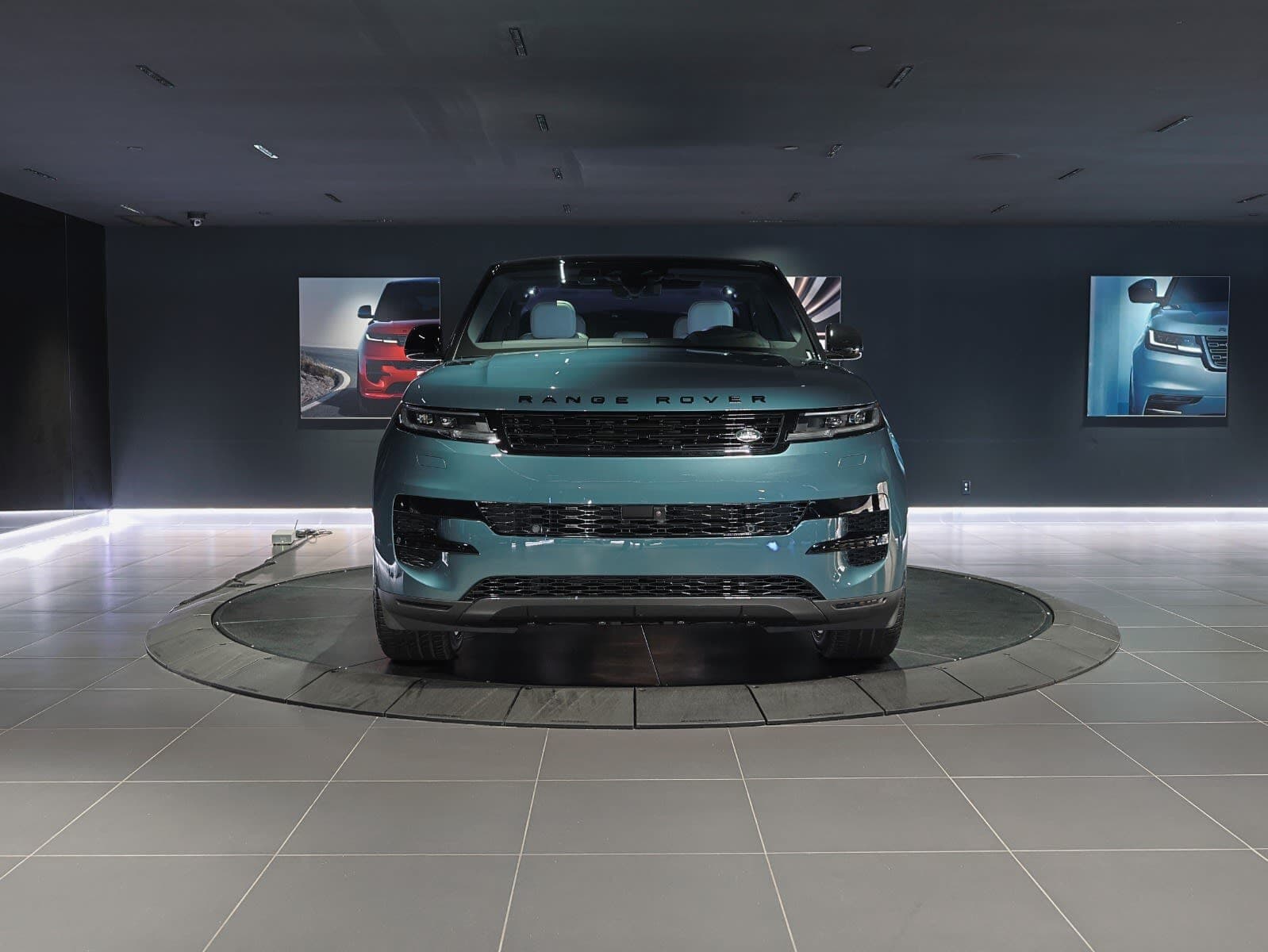 2026 Land Rover Range Rover Sport S