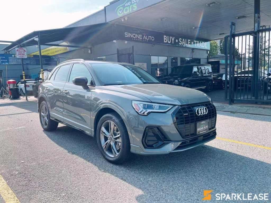 2021 Audi  Q3  Technik 45 TFSI quattro 