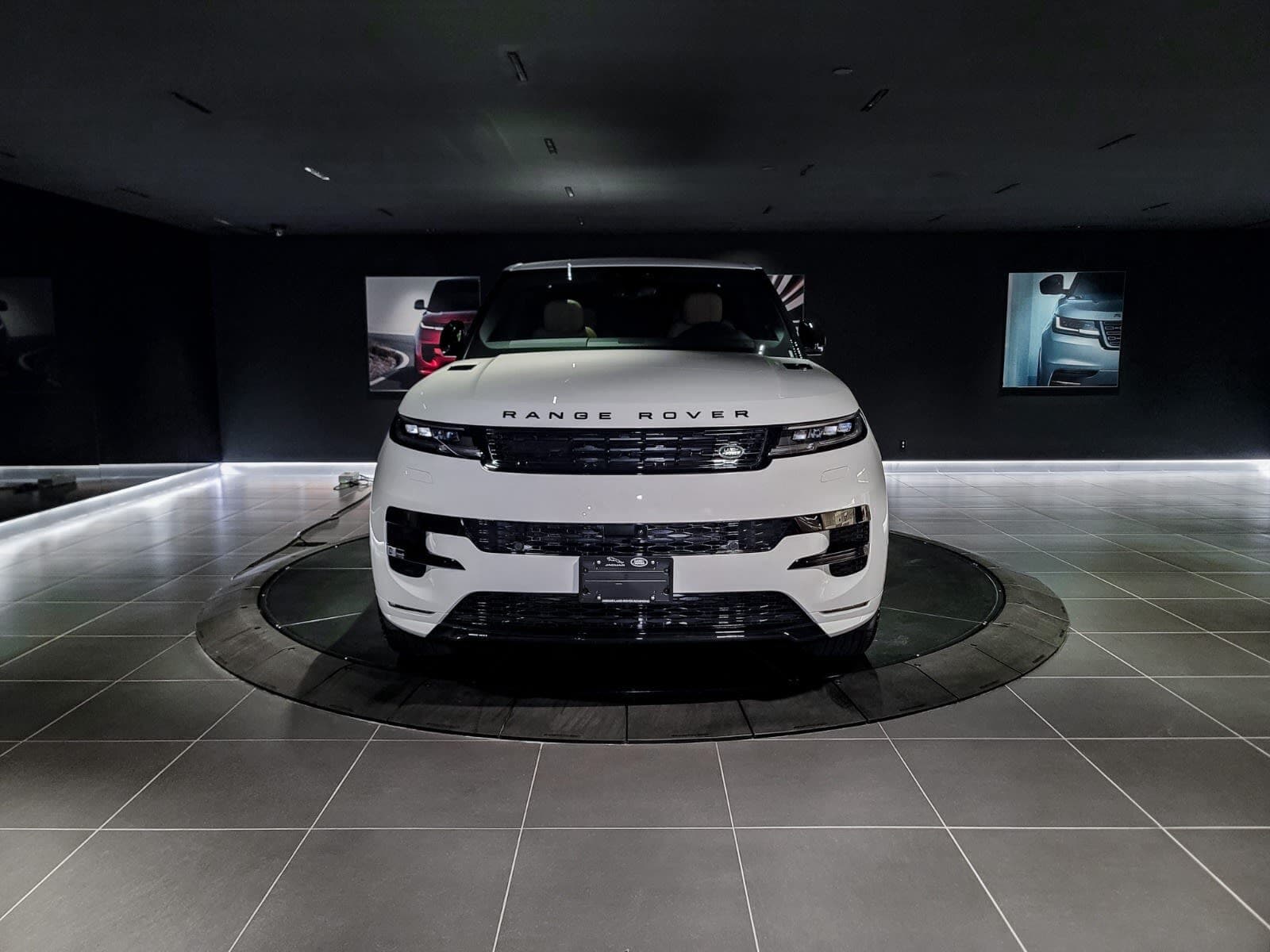 2026 Land Rover Range Rover Sport Dynamic SE