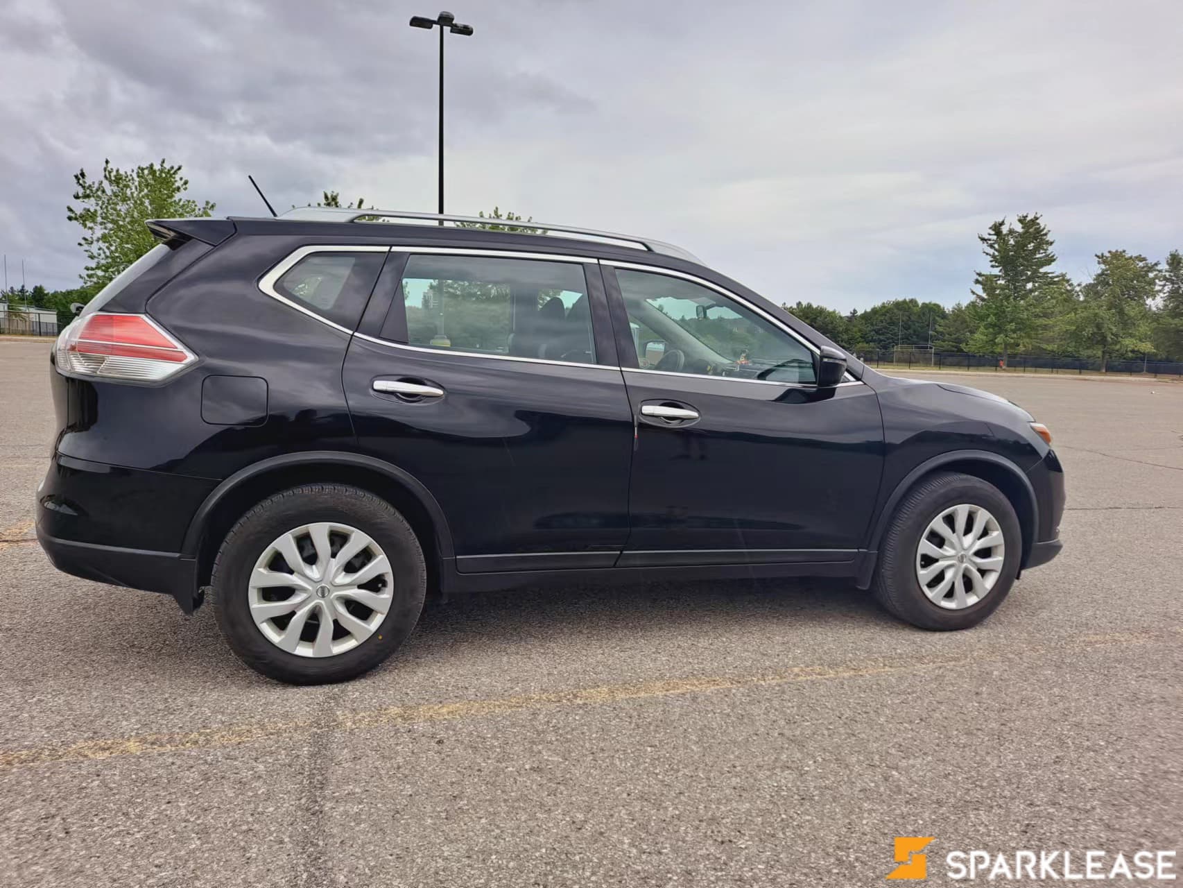 2016 Nissan Rogue FWD 4dr S
