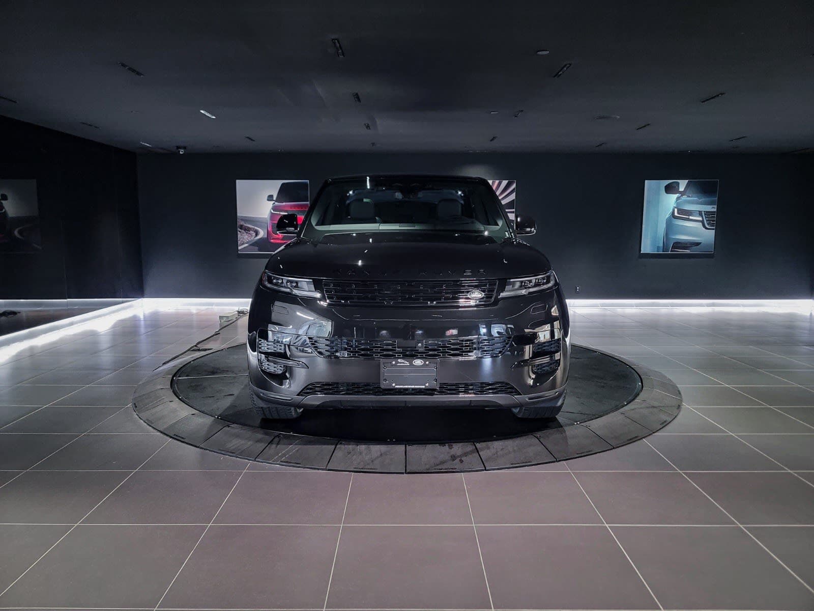 2026 Land Rover Range Rover Sport S