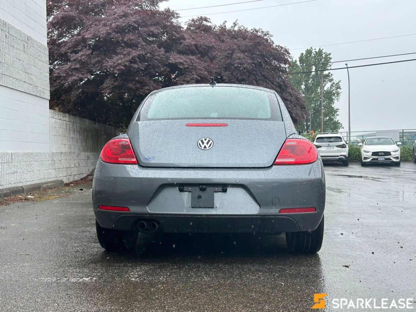 2012 Volkswagen Beetle 2dr Cpe Auto Comfortline