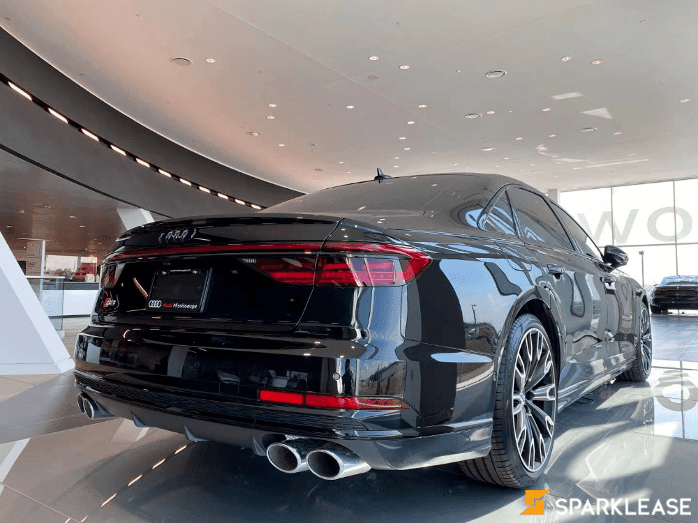 2021 Audi S8 LWB