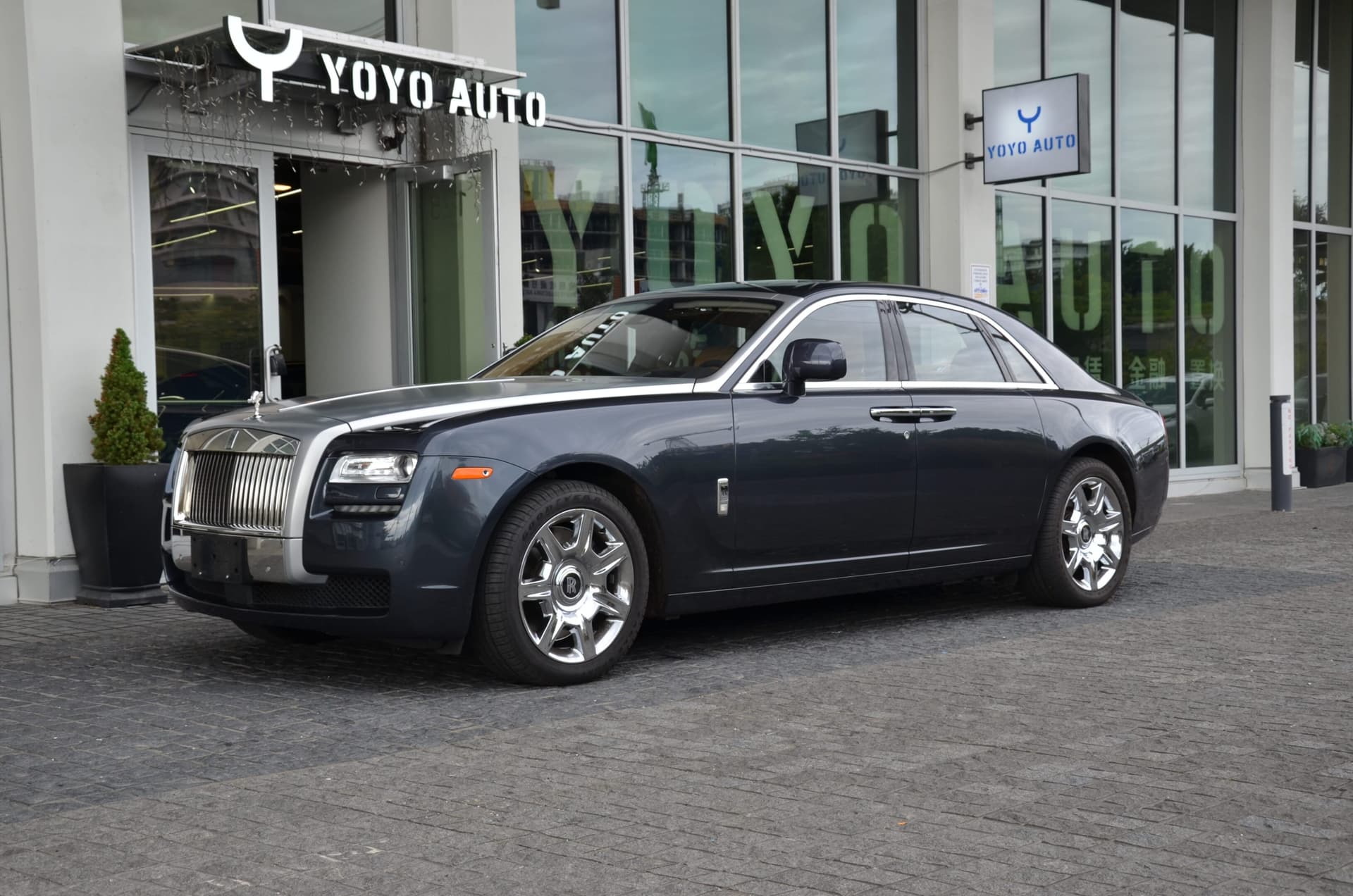 2011 Rolls-Royce Ghost 4dr Sdn