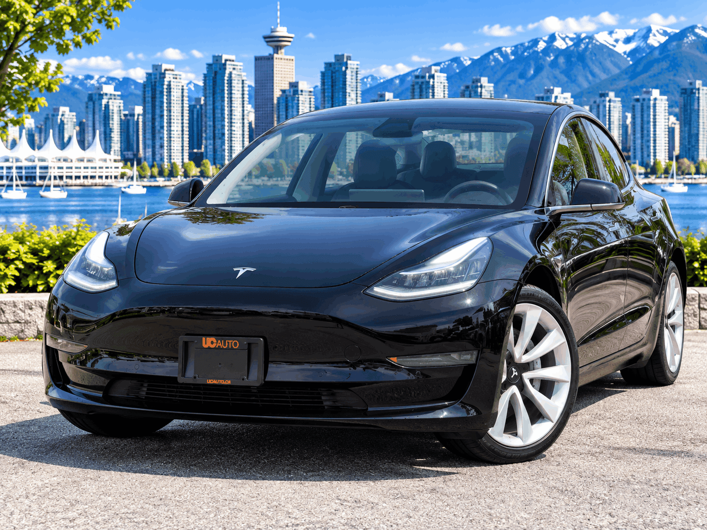 2018 Tesla Model 3 MID RANGE/ CLEAN TITLE/ BC LOCAL/ WHITE INTERIOR