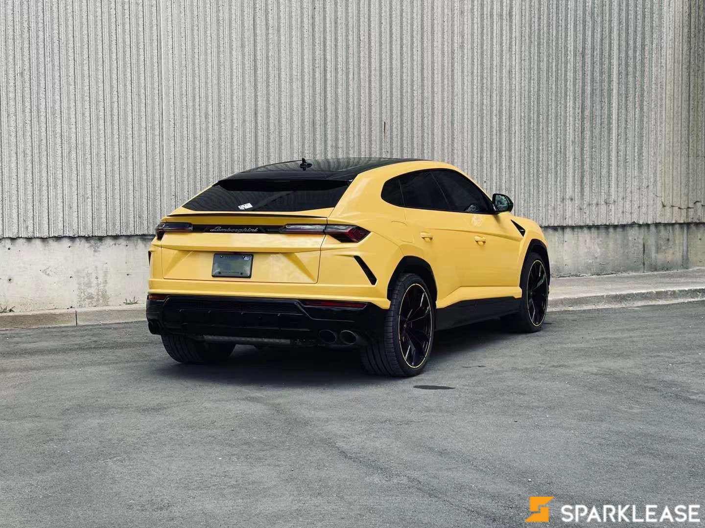 2021 Lamborghini Urus 