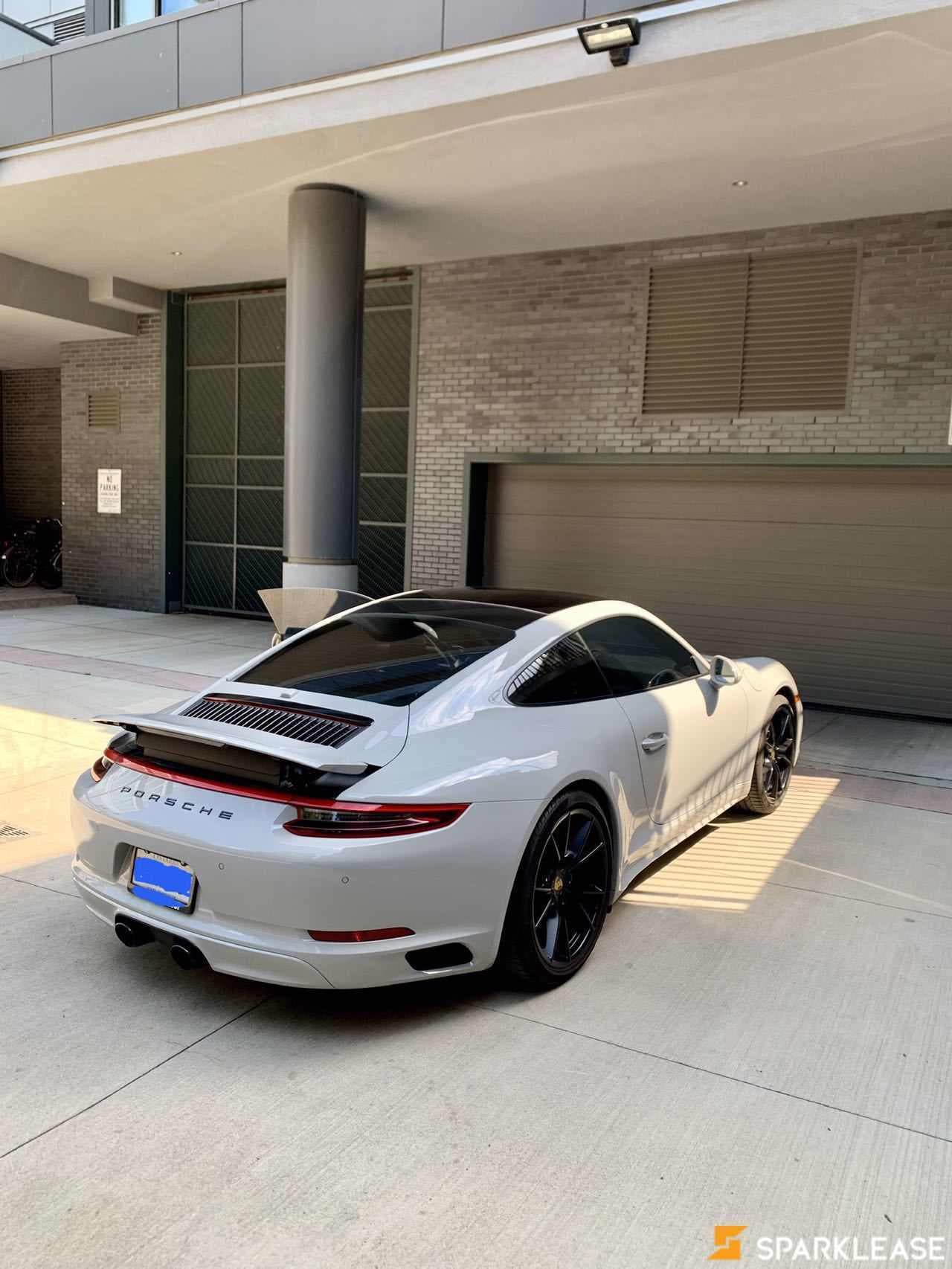 2019 Porsche 911 Carrera 4 Coupe
