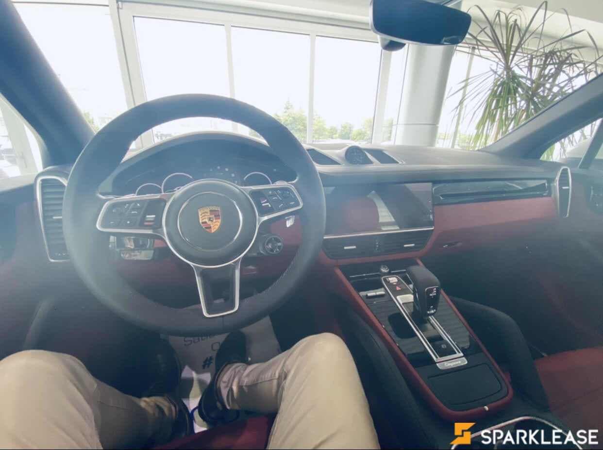 2023 Porsche Cayenne AWD