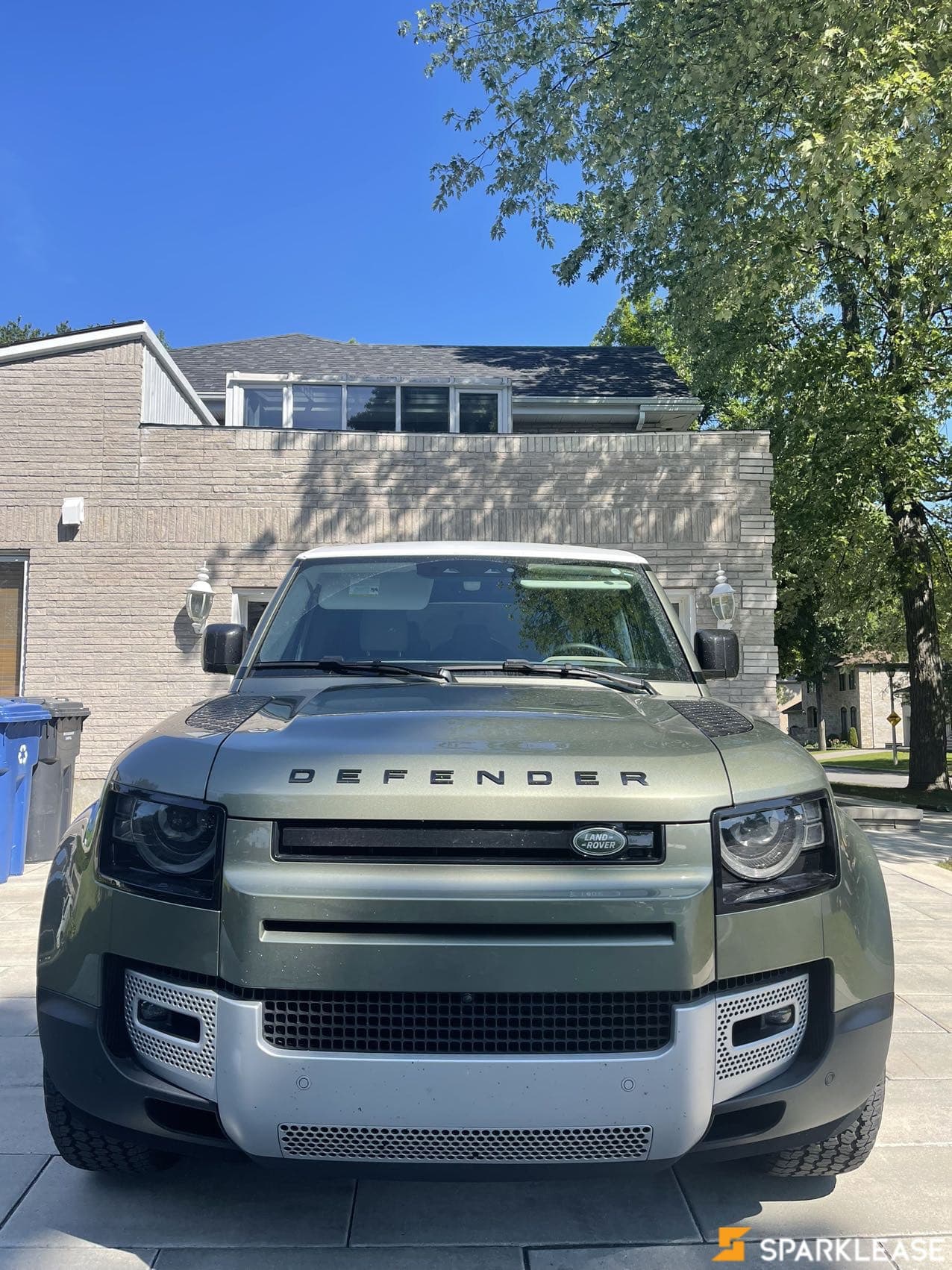 2023 Land Rover Defender 110 SE AWD