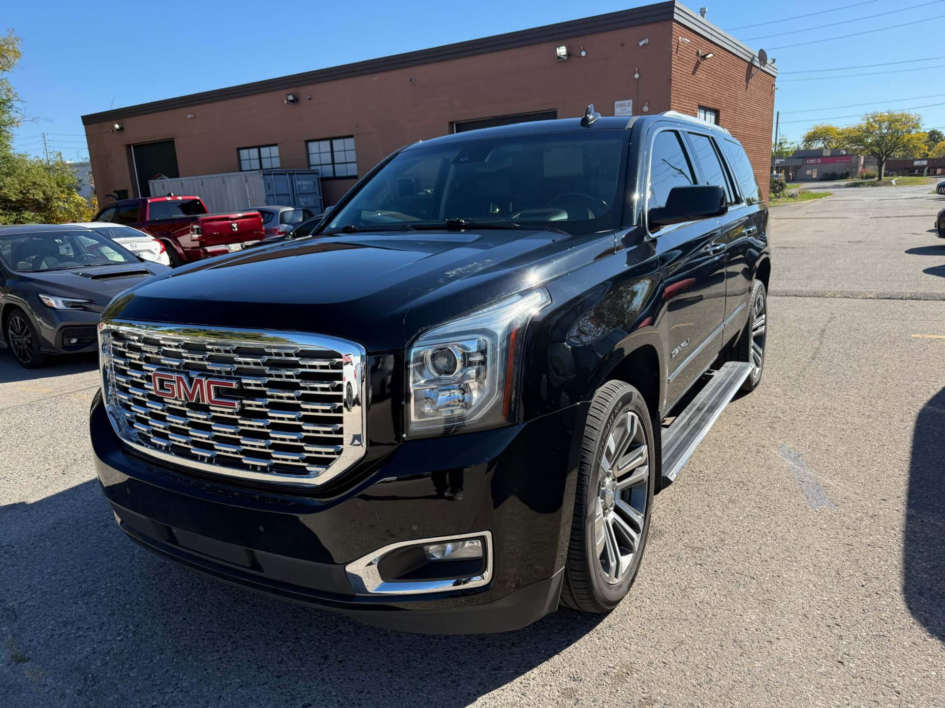 2020 GMC Yukon 4WD 4dr Denali-full loaded