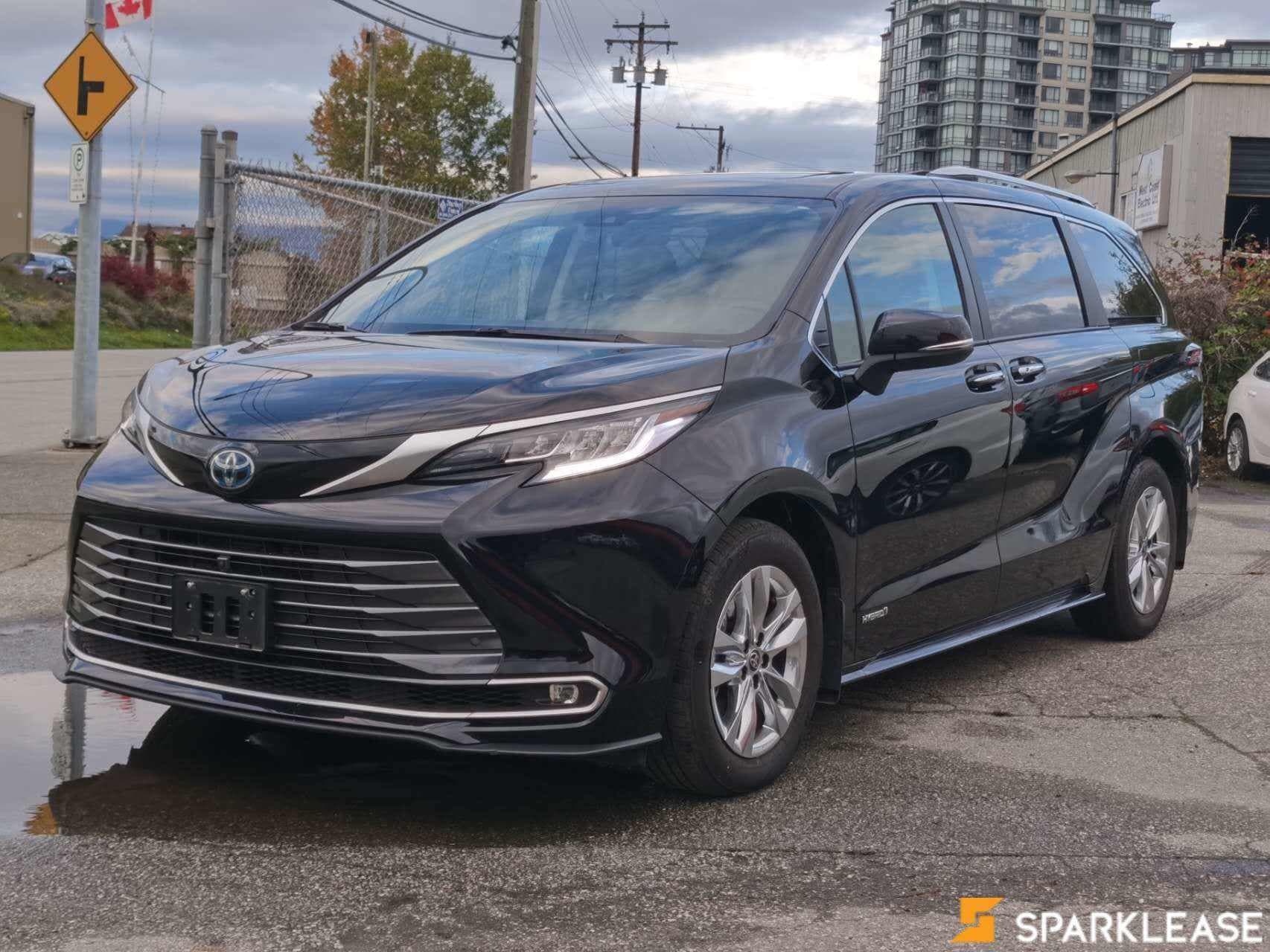 2021 Toyota Sienna LE 8-Passenger AWD