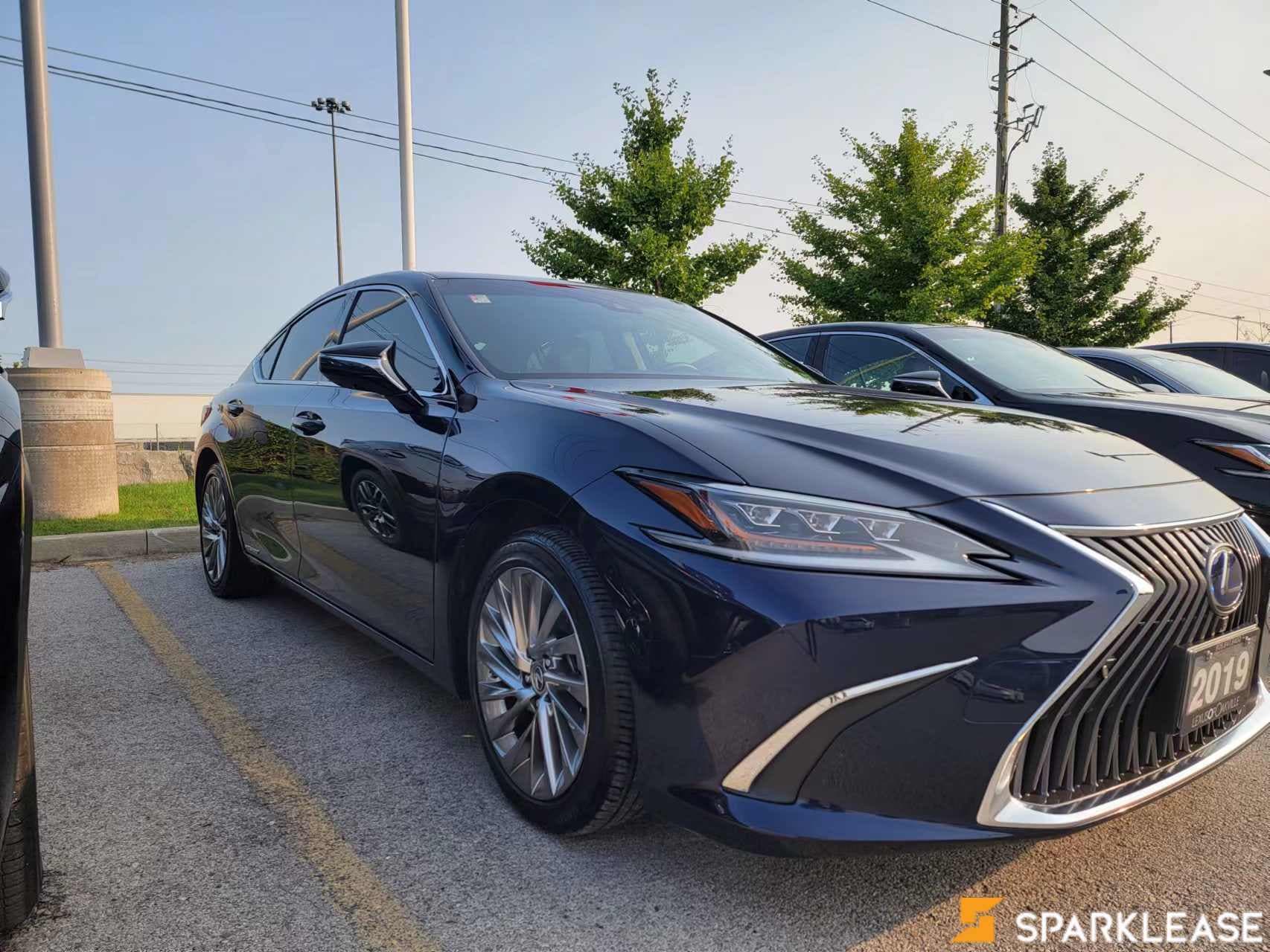 2019 Lexus  ES 300h Ultra Luxury 顶配
