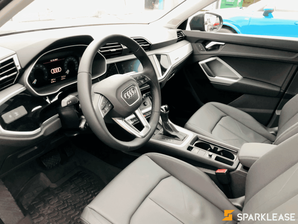 2022 Audi Q3 Komfort