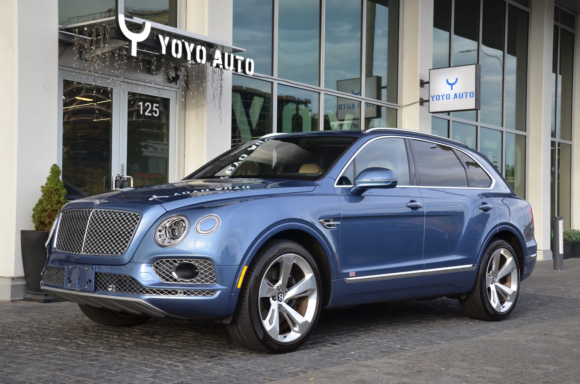 2017 Bentley Bentayga W12 AWD