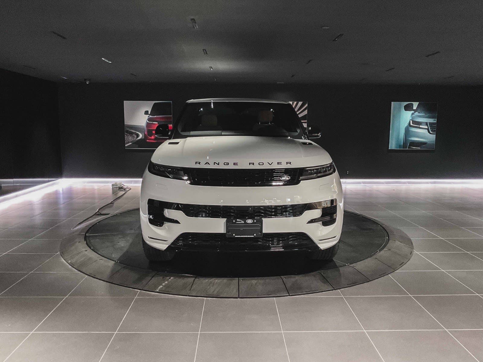 2026 Land Rover Range Rover Sport Dynamic SE