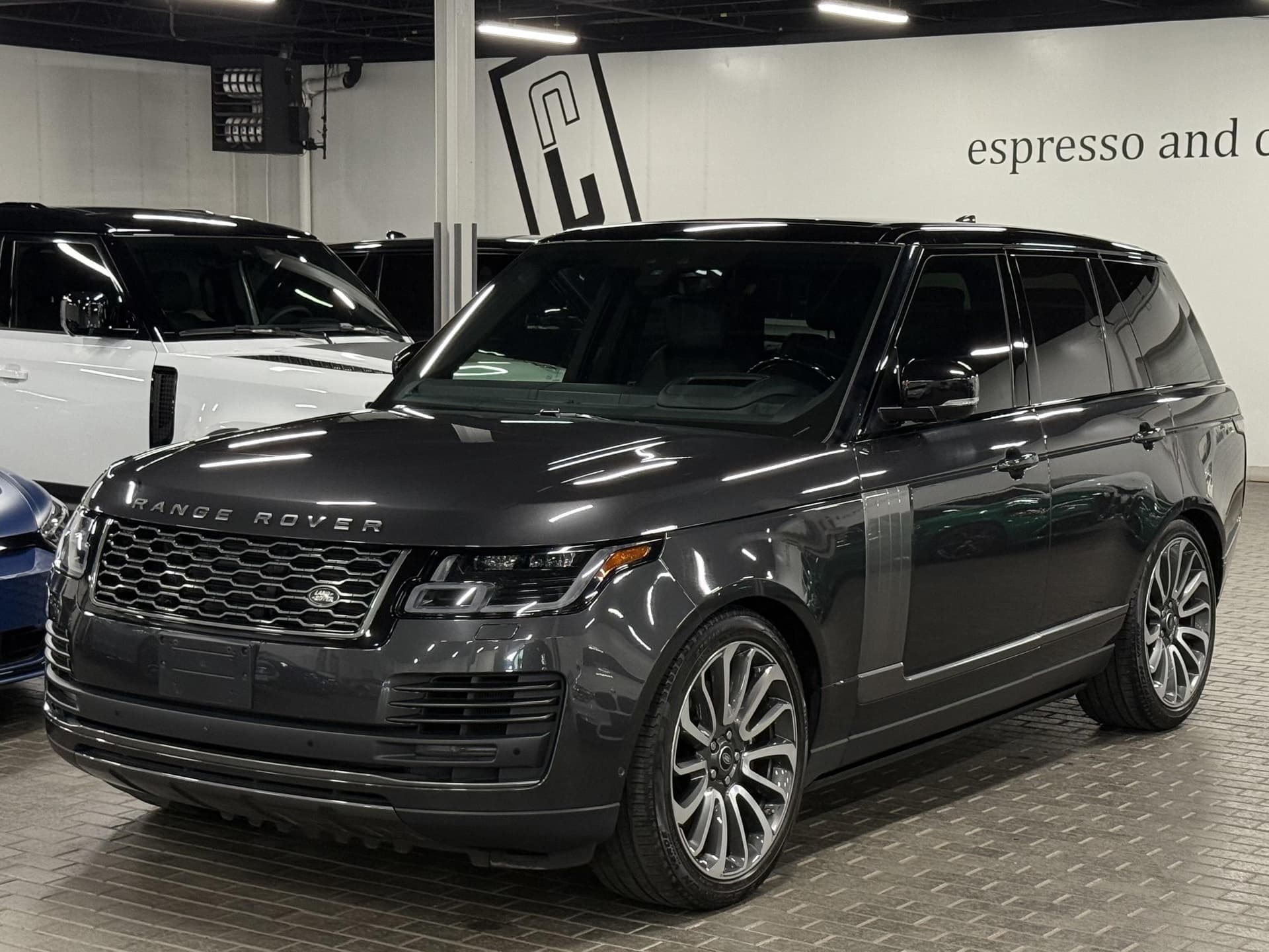 2020 Land Rover  Range Rover  P525 5.0L ...