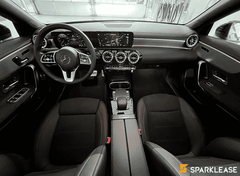 2023 BENZ CLA 250 超值Demo