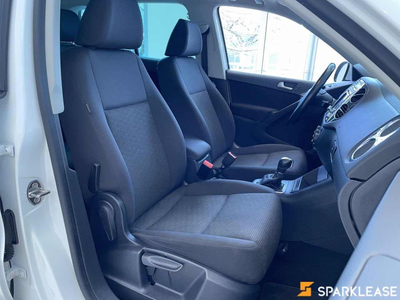 2015 Volkswagen  Tiguan  4MOTION 4dr Aut...