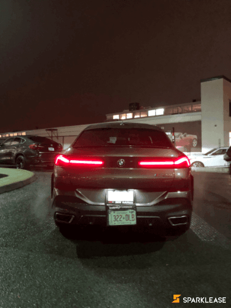 2020 BMW X6 M50i (523马力，百公里4.3秒）