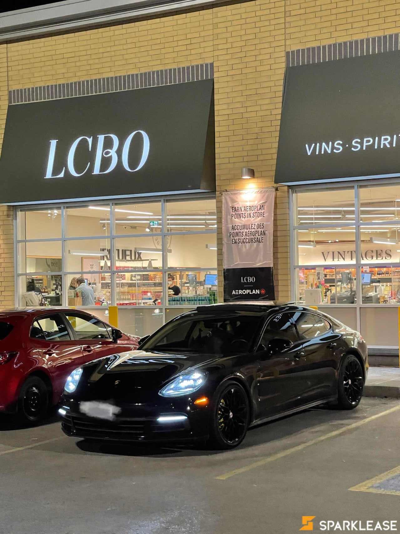 2018 Porsche Panamera 